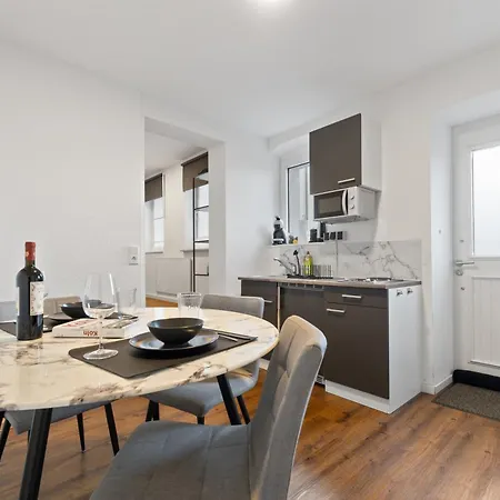 Apartmán Modernes Am Rhein In Ruhiger Lage Kolín nad Rýnem