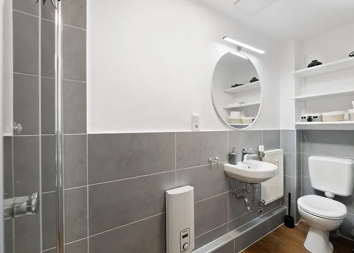 Apartament Modernes Am Rhein In Ruhiger Lage