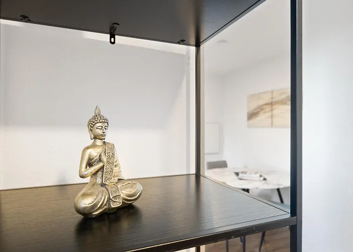 Modernes Am Rhein In Ruhiger Lage *