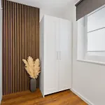 Apartamento Modernes Am Rhein In Ruhiger Lage Colonia