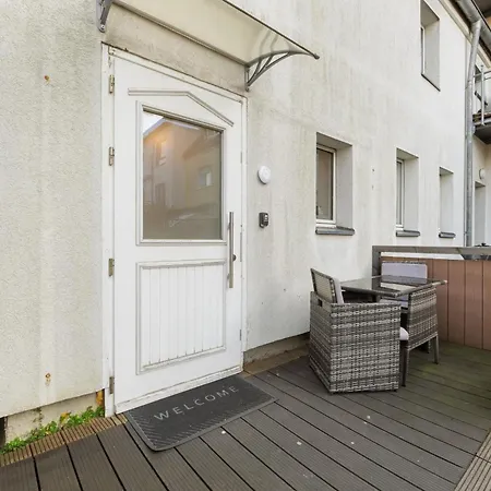 Apartamento Modernes Am Rhein In Ruhiger Lage Colonia